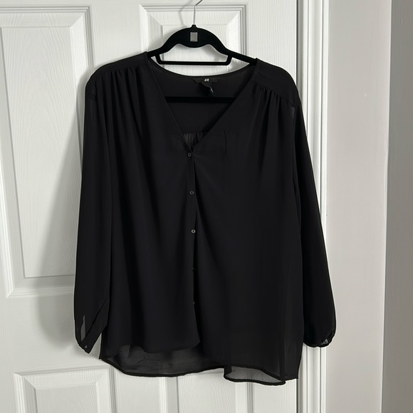 H & M sheer black 3/4 sleeve balloon sleeve button down v-neck top. - Picture 1 of 7